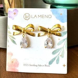 La Meno Bow Crystal Drop Earrings